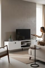 Model Z 150 cm Beyaz TV Ünitesi – Dekoratif Raflı İki Kapaklı Modern TV Sehpası | Televizyon Konsolu